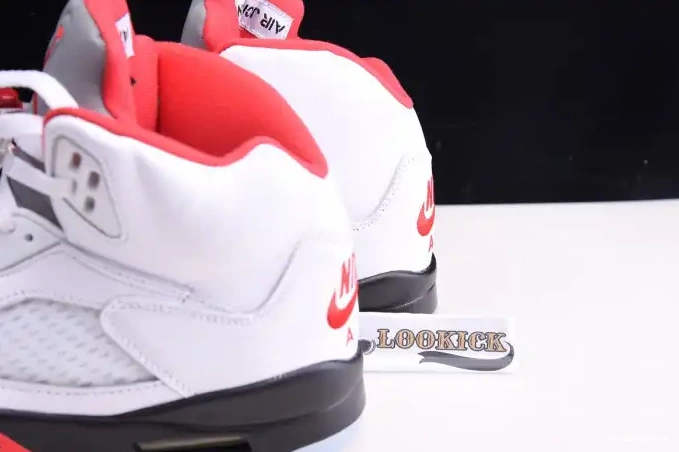 Tongue DA1911-102 Silver 5 (2020) Jordan Air Red Retro Fire 0615